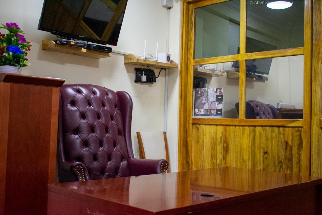 Choice Guest House 2 Адис Абеба Екстериор снимка