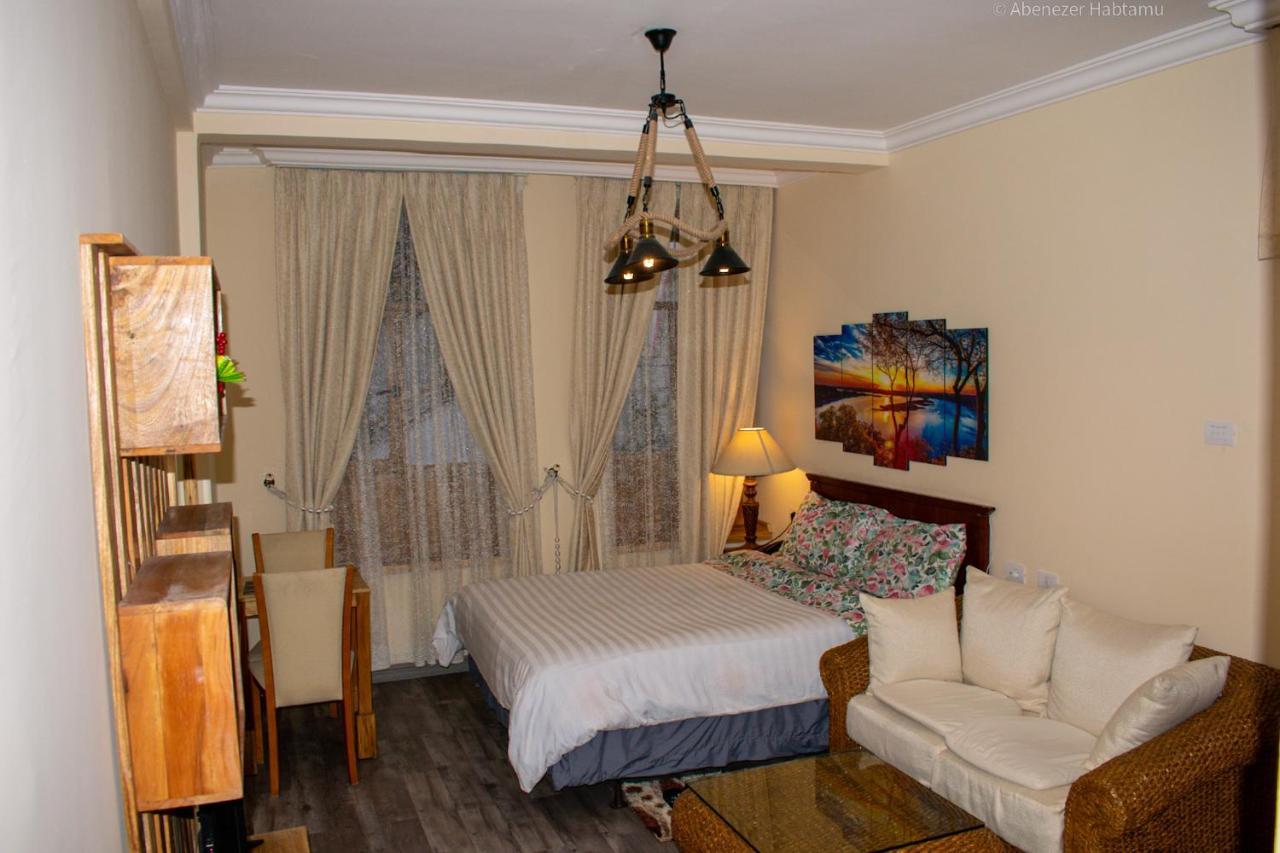 Choice Guest House 2 Адис Абеба Екстериор снимка